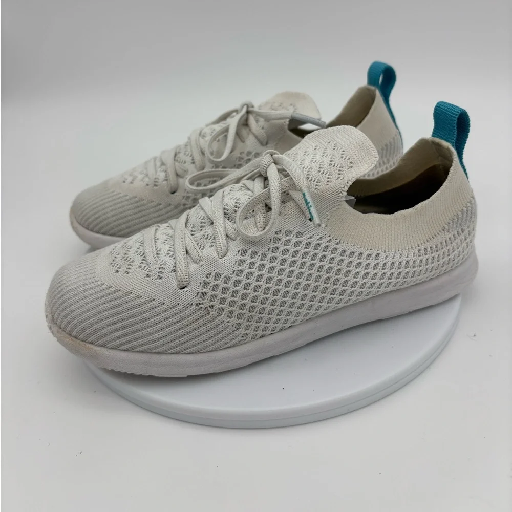NATIVE Kids White Sneaker Shoe Mercury‎ LiteKnit Lace Up Stretch Girl Boy J1.5